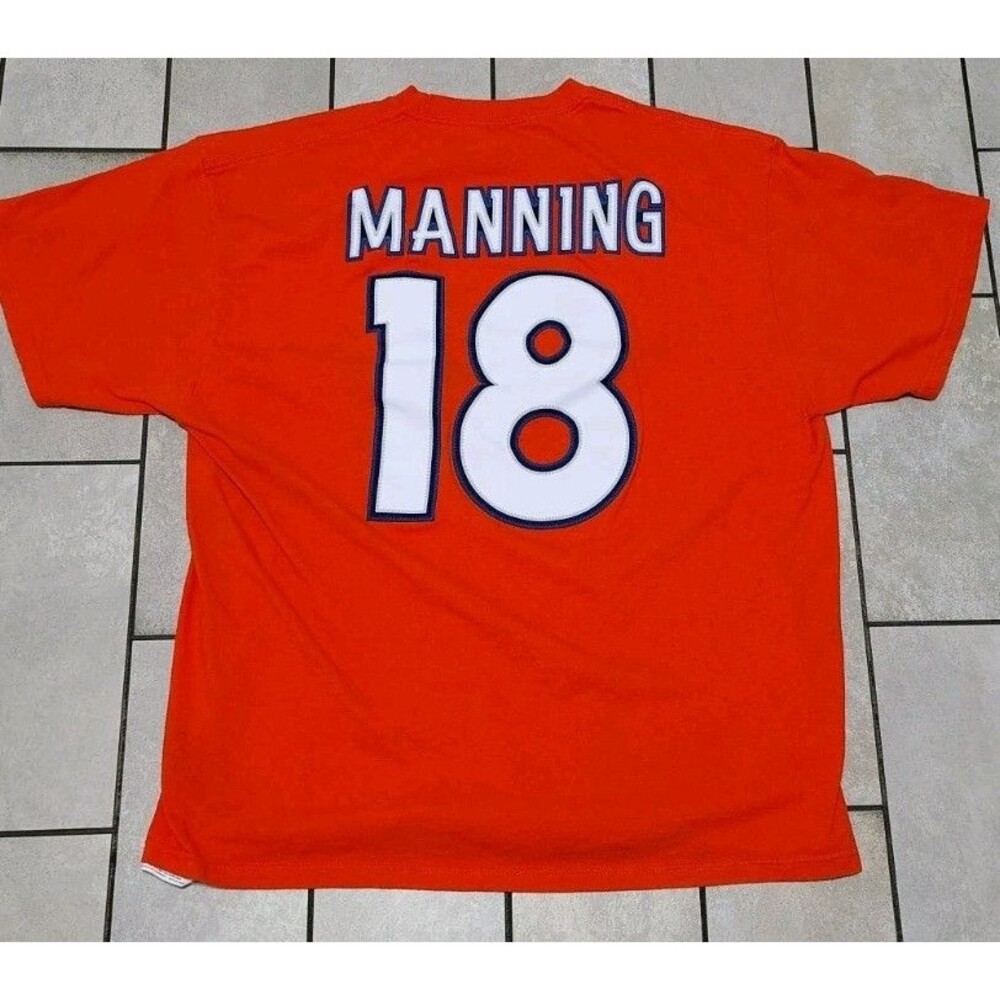 Vintage NFL Team Apparel Denver Broncos Manning #18 Orange T-Shirt Men's XL
